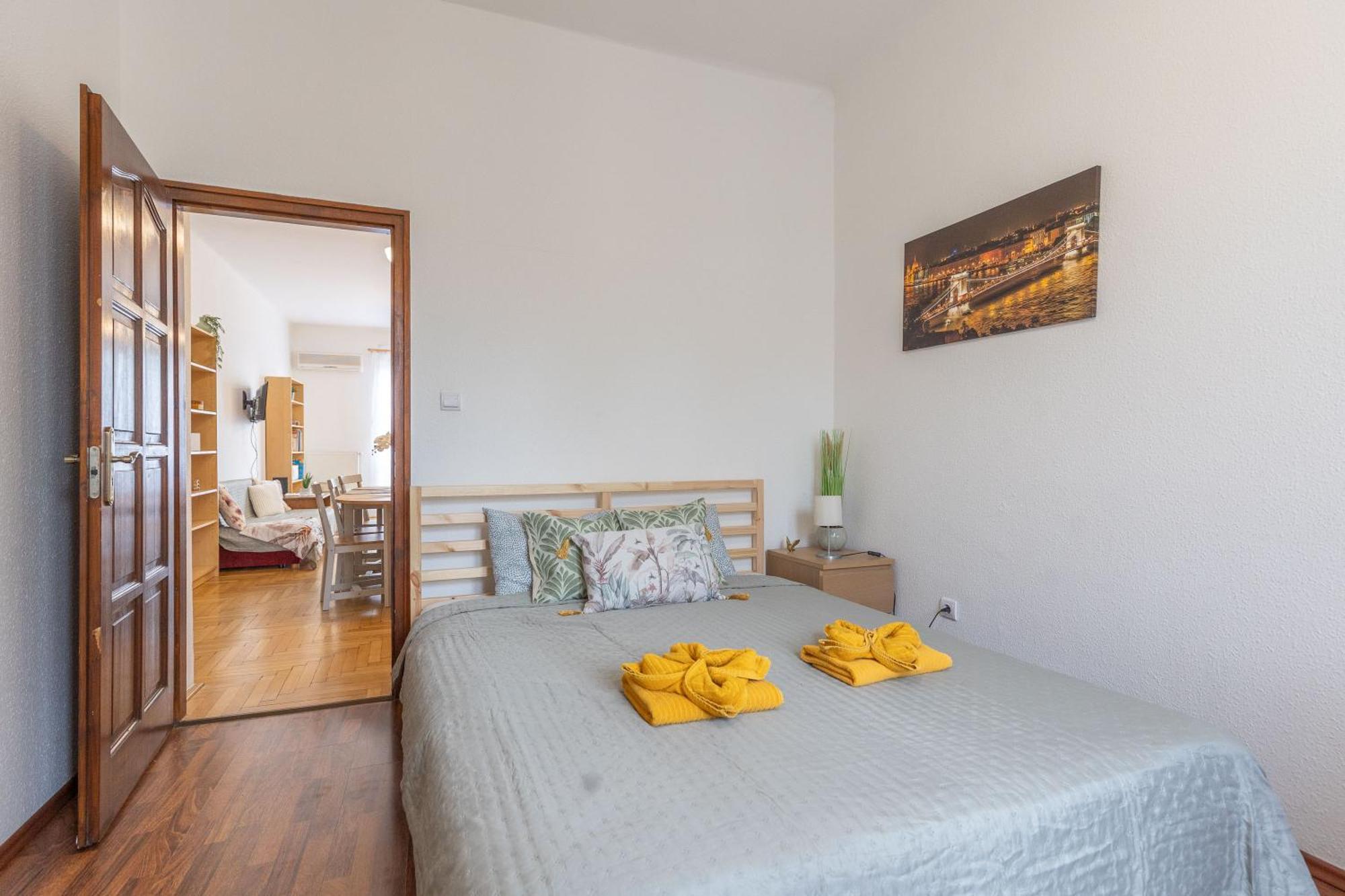 Riverside Balcony Apartment With View To Danube Budapeszt Zewnętrze zdjęcie