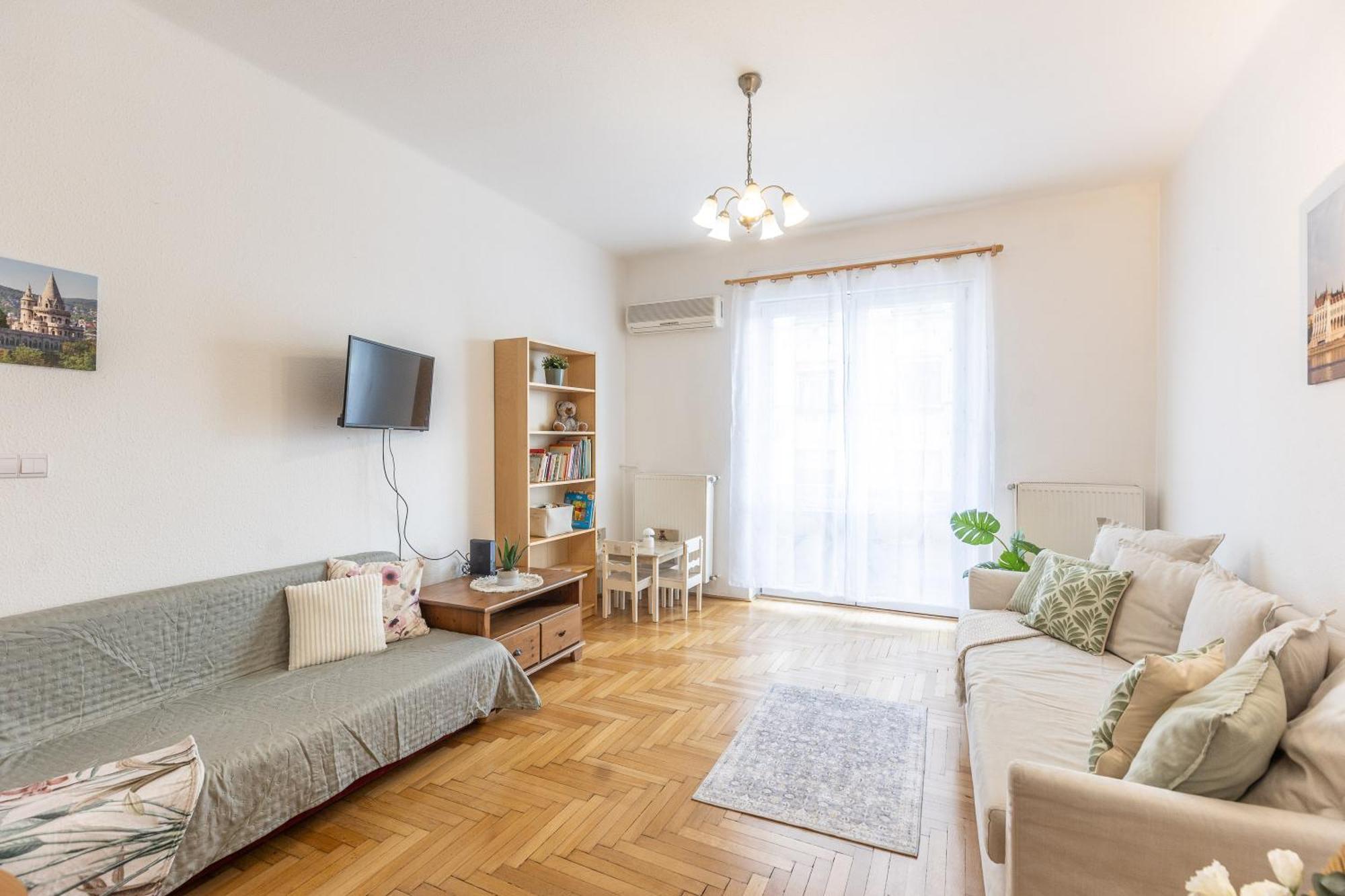 Riverside Balcony Apartment With View To Danube Budapeszt Zewnętrze zdjęcie