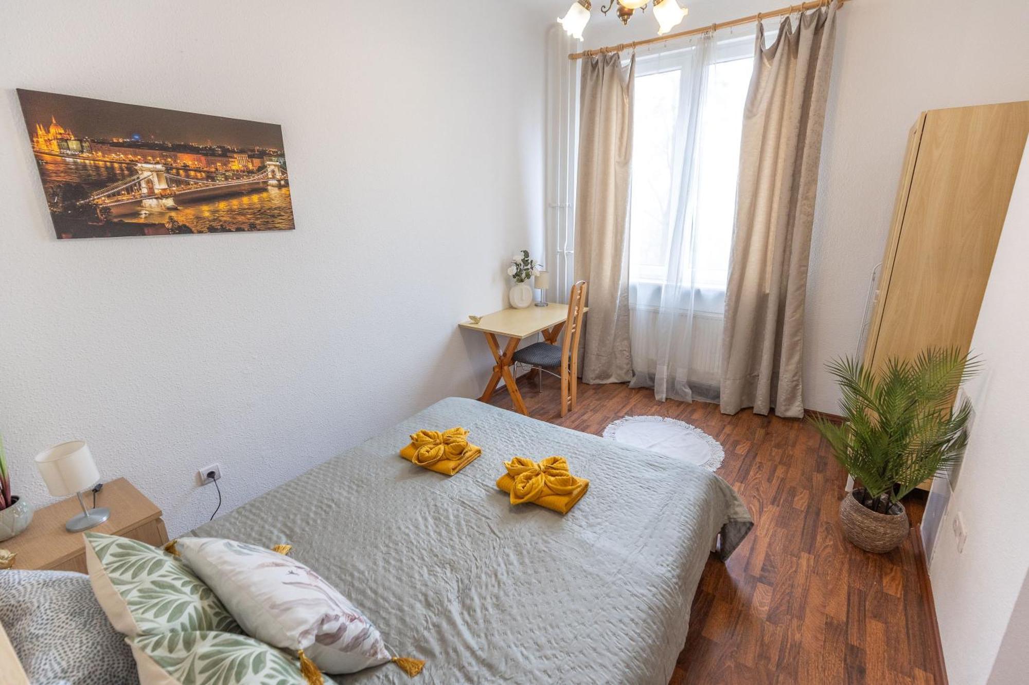 Riverside Balcony Apartment With View To Danube Budapeszt Zewnętrze zdjęcie